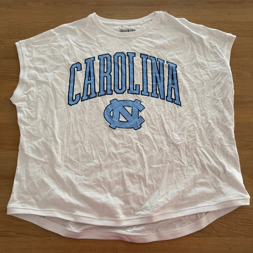 Pressbox North Carolina Tar Heels Blue Whtie Boxy Cap Sleeve‎ T-Shirt XL